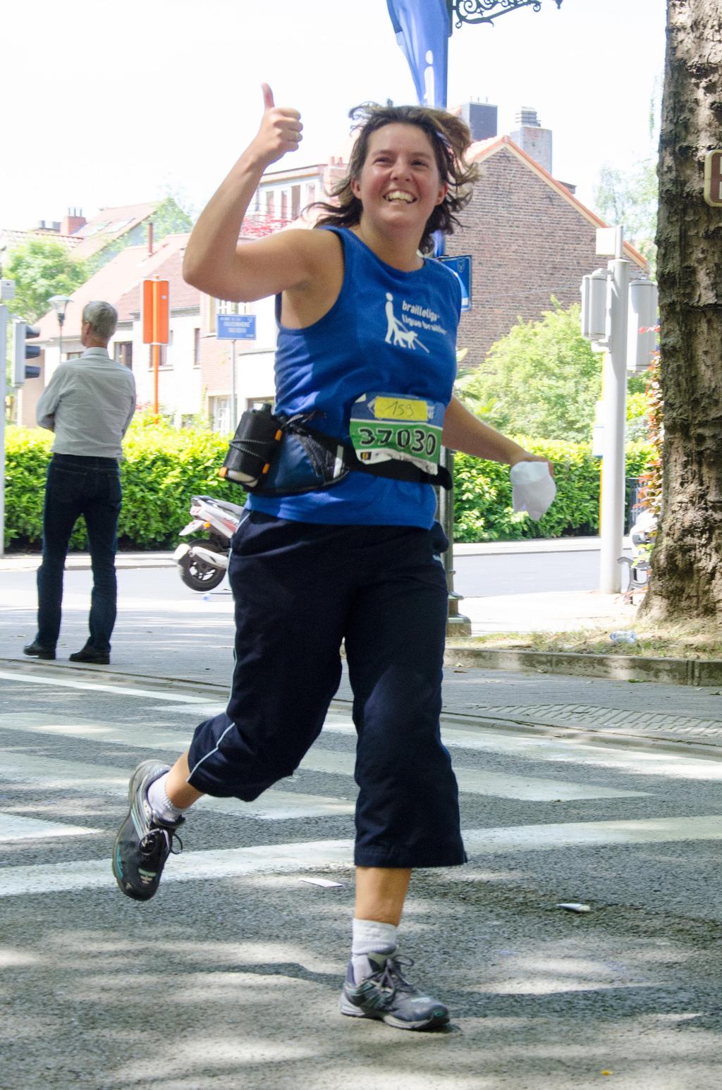 5. LET THE GAME BEGIN! Je verlaat de school best ten laatste tegen 9u45, waarbij het slechts 5 minuutjes stappen is naar de startplaats onder de triomfbogen van het Jubelpark.