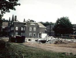 Op de hoek Johannaweg en Kwakkenberg werd in 1925 daar het rotestantse Tehuis