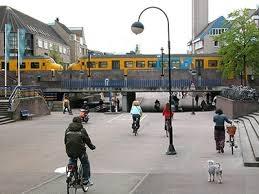 Waarom is trein-fiets succesvol? Verbeteringen OV laten station verder stad in reiken.