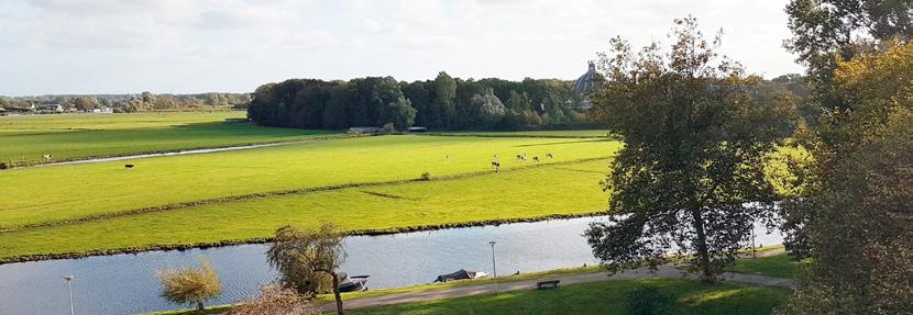 Penthouse 4/5 kamer-appartement aan het water Spaarneborgh Heemstede Het Spaarneborgh complex werd in 5 fases gebouwd naar het ontwerp van Cees Koster.