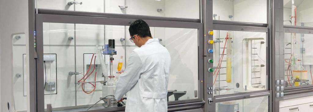 Grootste arbeidsveiligheid in het laboratorium In de huidige laboratoria is hetniet meer mogelijk de zuurkasten met gesloten schuifraam te doen functioneren.