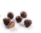 PARADE OF BELGIAN CHOCOLATE QUENELLES Bavarios quenelles van Belgische chocolade (donkere, witte en