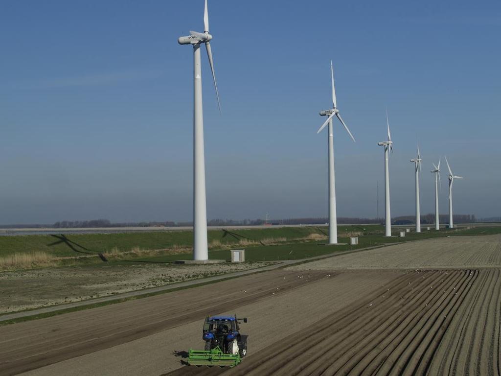 1996 WINDPARK BATTENOERT Destijds grootste windpark van NL, 4,7 MW 6