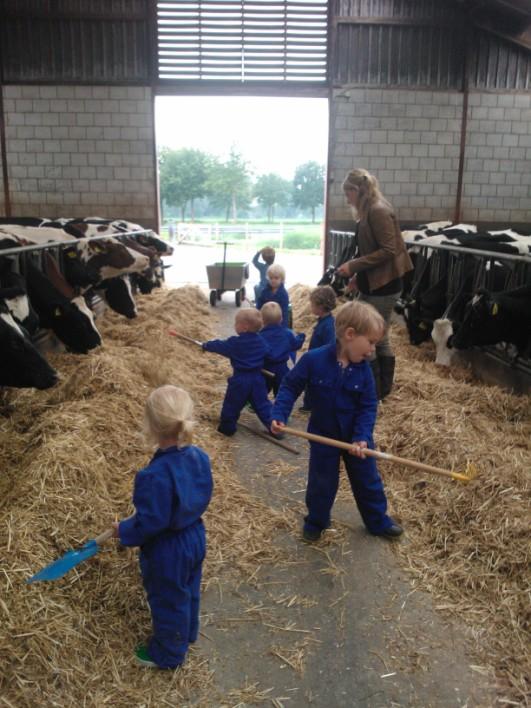Er is altijd wel wat te beleven op de boerderij. Daar wilden we andere kinderen ook van laten genieten.