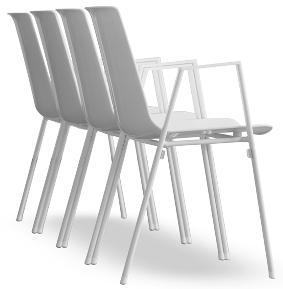 nooi Design: neunzig design Met nooi presenteert WiesnerHager een zaalstoel met framekoppeling: eenvoudig en snel, esthetisch en helder.