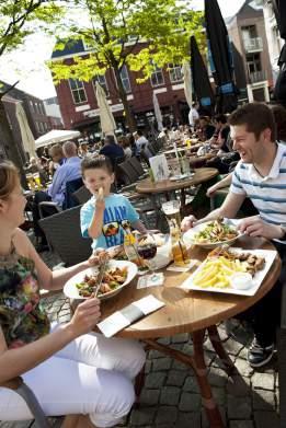 onafhankelijk worden van Nederland. Het is dit jaar 450 jaar geleden dat de graaf op de Grote Markt in Brussel werd onthoofd, wat bijdroeg aan het ontstaan van de 80-jarige oorlog.