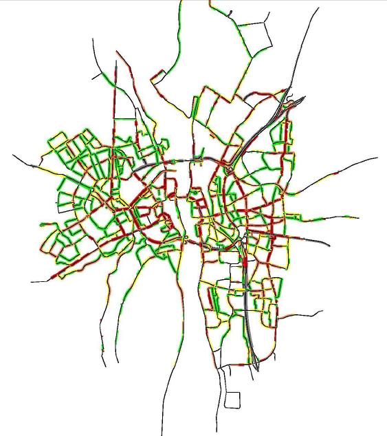 Figuur 2.4: Akoestische hoofdwegenstructuur Maastricht Deze hoofdwegenstructuur is bepaald aan de hand van de geluidsbelasting ter plaatse van woningen gelegen langs deze wegen.