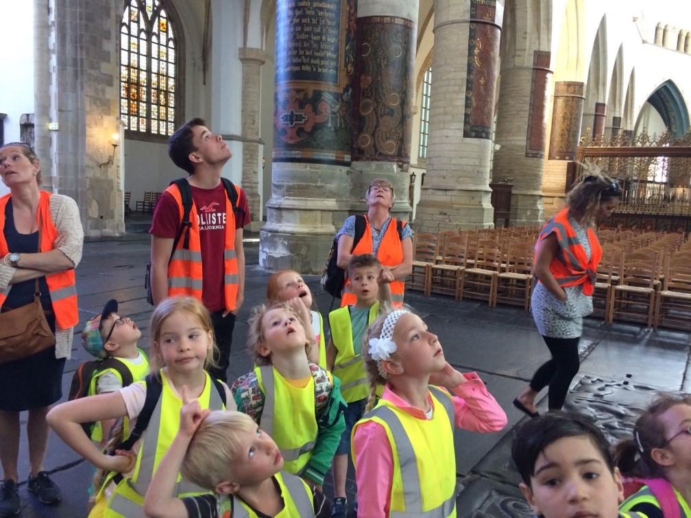 Groep 3/4 naar de Toneelschuur Maandag gingen de groepen 3 en 4 naar de toneelschuur voor de voorstelling: De kleine cowboy.