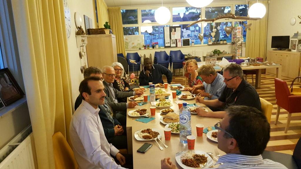 Op 10 juni jl. heeft Stichting Ebru een iftar maaltijd verzorgd bij de Muziekvereniging Excelsior in Hengelo aan een grote groep gasten.