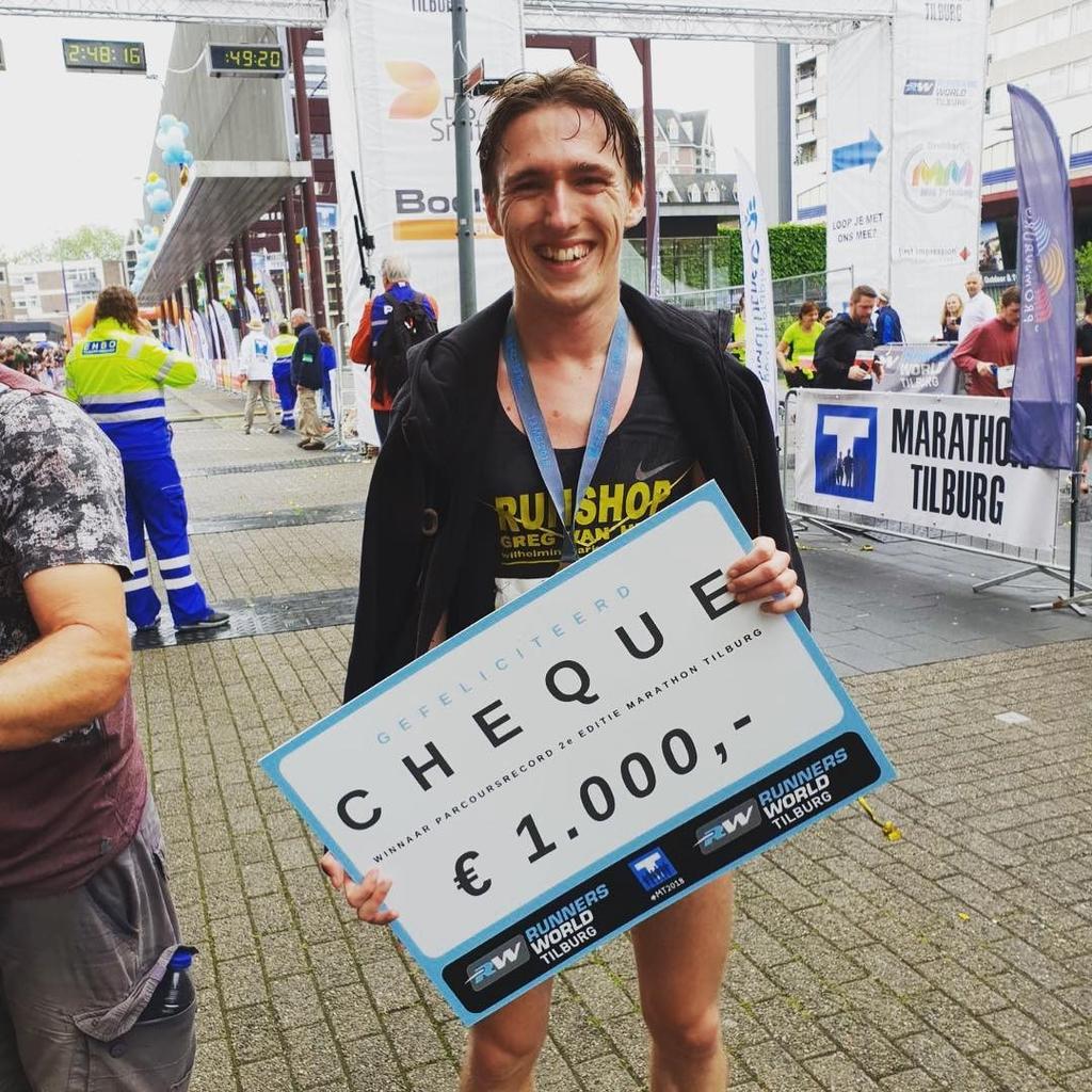 Sportief succes voor leerkracht Jop Marathontilburg: Jop van der Steen wint 2e editie Marathon