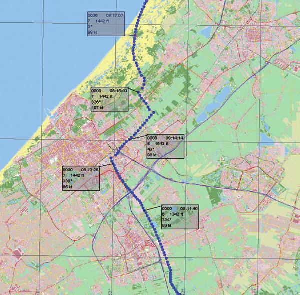 DOOR: HANS HOUTMAN EHP26 Vanaf een vliegveld in het westen van Nederland start een Cessna 172 voor een vlucht. Het is mooi weer en het uitzicht is prima.