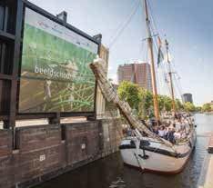 ACHTERGROND 27 AANDACHT VOOR WATER MET UNIEKE ONDERWATERFOTO S Tot eind 2016 is op verschillende locaties in de provincie Groningen de reizende fototentoonstelling Beeldschoon water te zien.