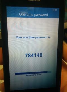 In het vakje van het RADIUS Password vult u eerst de 4 cijferige PIN-code in die u gekregen heeft, gevolgd door de 6 cijfers die u aangeleverd worden door de applicatie. 2.