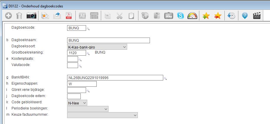 Stap 4: Dagboek aan uw bankrekening koppelen Open uw administratie op de gebruikelijke wijze en ga naar Onderhoud stamgegevens > Onderhoud dagboekcodes.