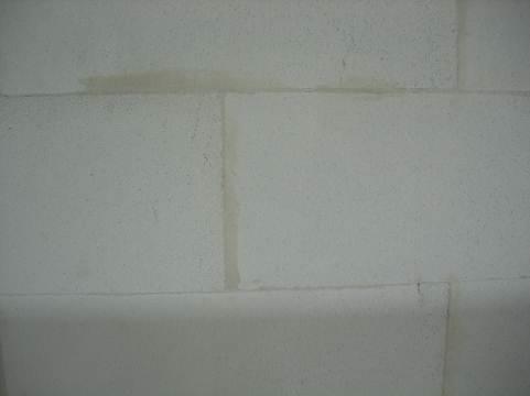 Hoofdtype 4: Muren in cellenbeton van minstens 23cm Onder dit hoofdtype vallen alle muren waarvan via visuele inspectie of via bewijsstukken kan aangetoond worden dat de dragende structuur bestaat