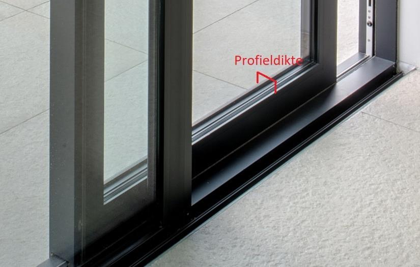 Deel V: Eigenschappen gebouwschil Hoofdtype 10: Drievoudige beglazing met coating (Ug = 0,7 W/(m²K)) Dit type beglazing bestaat uit drie glasbladen waarvan het buitenste en het binnenste glasblad