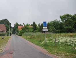 De Commanderie lag ten zuiden van de stad. De ruimtelijke opbouw van het historische centrum wordt bepaald door zijn concentrische en compacte vorm.