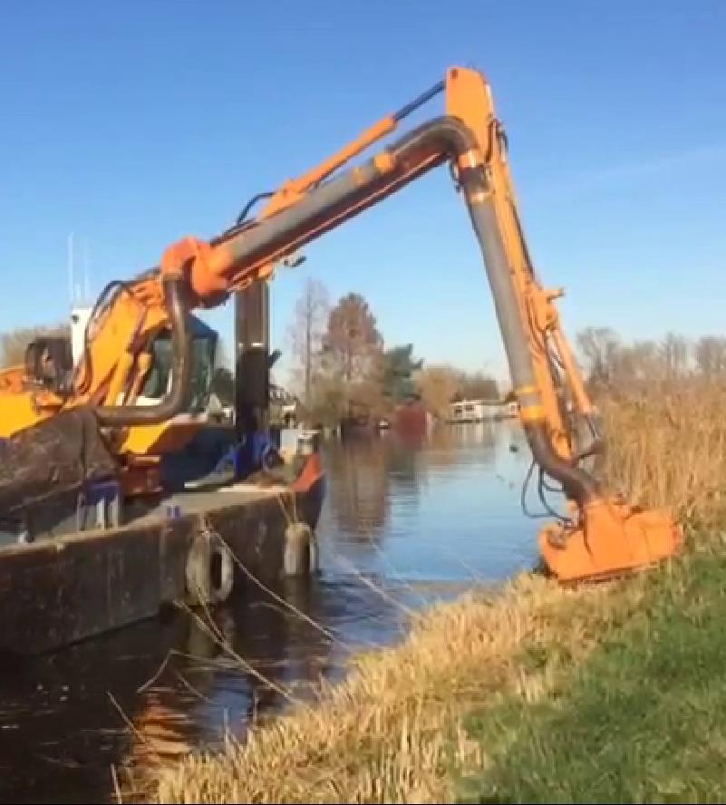 oeverplanten, waarvan 2100 ton op as wordt gezet