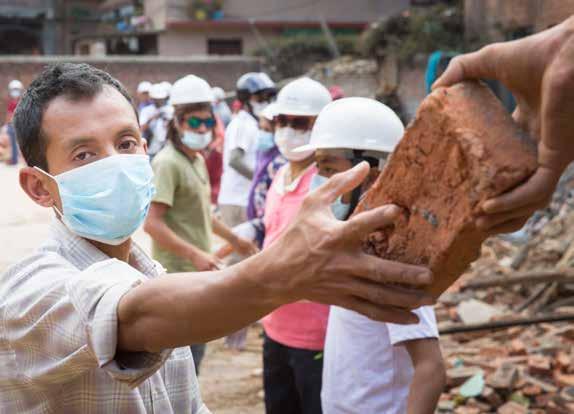 120 Aantal betrokken vrijwilligers: 500 Build Nepal Training gericht op