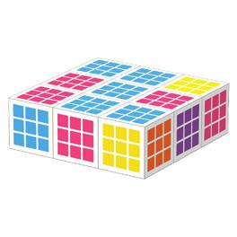 Aantal spelers: 2 Leeftijd: 8+ Duur van het spel: 10 minuten + DOEL VAN HET SPEL: De spelers bouwen met hun eigen drie verschillende speelkleuren een vierkant van één laag met negen cubes (Level One).