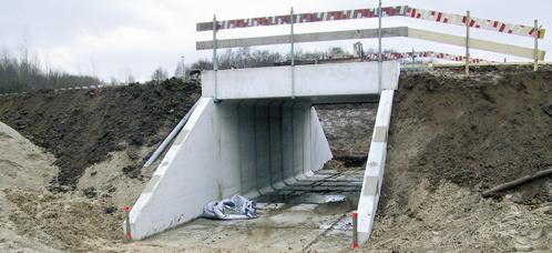 Deze duikers worden toegepast in constructies waarin ongelijkmatige zettingen te verwachten zijn. Dankzij de flexibele afdichting kan de duiker deze zettingen volgen.