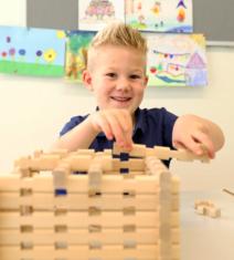 onderwijs (po, vo, vso of mbo), de kinderopvang, sociaal werk of jeugdhulp.