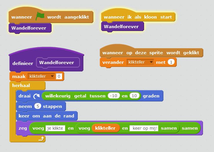 Om het wat makkelijker te maken is het een meerkeuzenvraag: - Antwoord A: Elke kloon kan de variabele gebruiken en elke kloon kan een aparte waarde in de variabele stoppen.