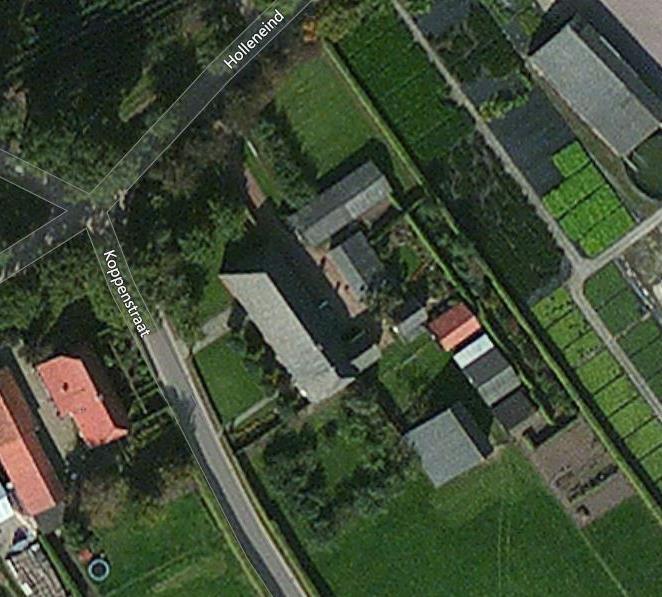 Afbeelding 8: Luchtfoto Köppenstraat 1 (bron: Bing Maps), plangebied rood omkaderd weergegeven 2.