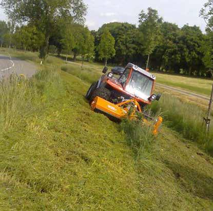 Vlakklepelmaaiers Roadmaster 06 Vlakklepelmaaiers Hillmaster Specificaties 1506 1906 2306 Specificaties 190 210 230 I/II I/II I/II Voorzijde