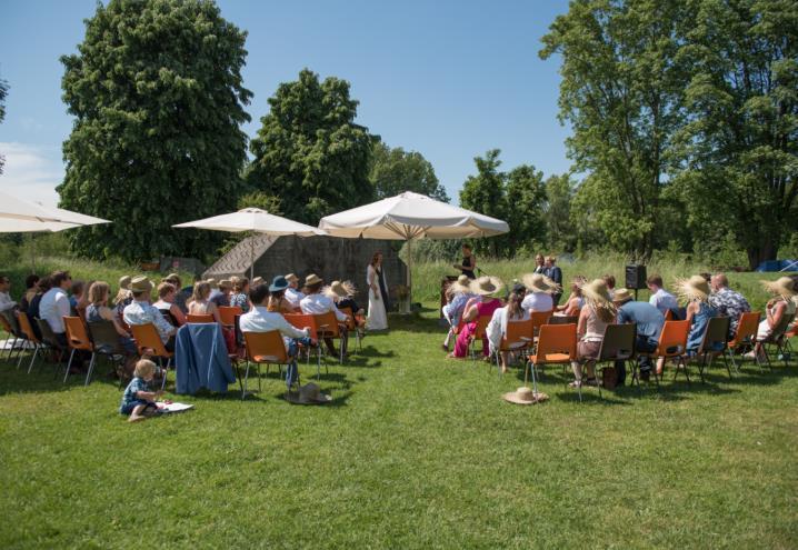 Jullie bruiloft op een historische plek! Halverwege de 19 e eeuw bouwde het toenmalige Ministerie van Oorlog een robuust verdedigingswerk om de vijand op afstand te houden.