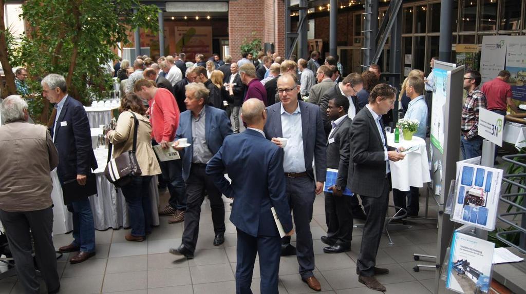 Het goed bezochte congres in het jaar 2015 Naast de lezingen zijn er presentaties en netwerk mogelijkheden met discussiefora. De conferentie taal is zowel Duits als Engels.