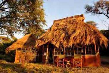 De kanosafari wordt onderbroken met een picknick lunch op een mooie plek op de oever of een ander eilandje.