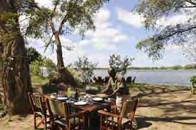 Het eiland ligt temidden van de Zambezi Rivier en tijdens een wandeling kunt u zomaar olifanten, buffels, nijlpaarden en krokodillen tegenkomen.