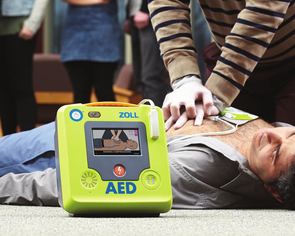 HET BELANG VAN AED S ONDERSTEUNING VOOR HULPVERLENERS MET REAL CPR HELP Bij slechts de helft van de mensen die een plotselinge hartstilstand krijgen, moet aanvankelijk een schok worden toegediend.