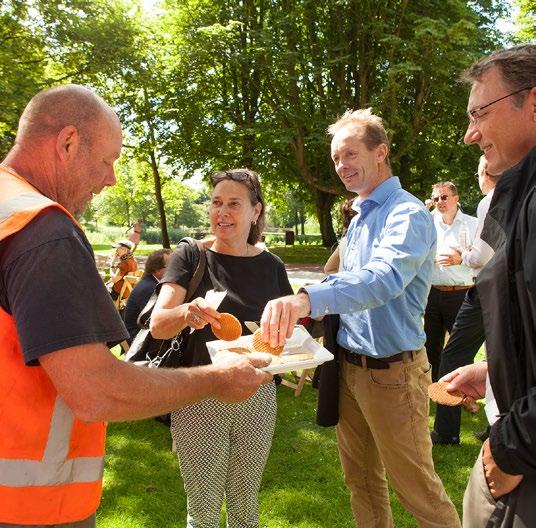 Zuidas Culinair Zomerfeest. Duurzaamheid Begin april presenteerden Green Business Club Zuidas, Hello Zuidas en gemeente Amsterdam gezamenlijk het Duurzaamheidsverslag Zuidas 2015.