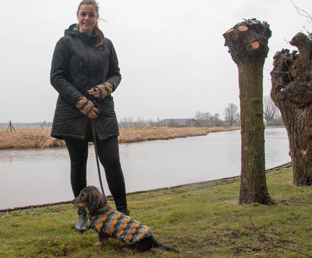 WERKBESCHRIJVING - Joep s jas & Vera s polswarmers 2 Je begint in principe iedere toer met 2 lossen (deze tellen als 1 stokje), en haakt dus niet in het eerste stokje van de nieuwe toer (het laatste