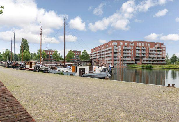 Met station Vaartsche Rijn en de Moreelsebrug is de westkant beter bereikbaar dan ooit. De westkant van Utrecht wordt het nieuwe centrum.