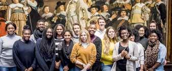 De workshop Dutch Design in de Gouden Eeuw is met name relevant voor de grafische opleidingen. Studenten maken nieuwe ontwerpen aan de hand van de 17de eeuwse objecten in het museum.