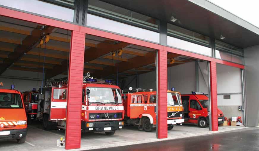 Brandweer kiest voor brandveilige PIR-panelen Kingspan doet al geruime tijd heel wat inspanningen om architecten, opdrachtgevers en aannemers het verschil duidelijk te maken tussen PIR en andere