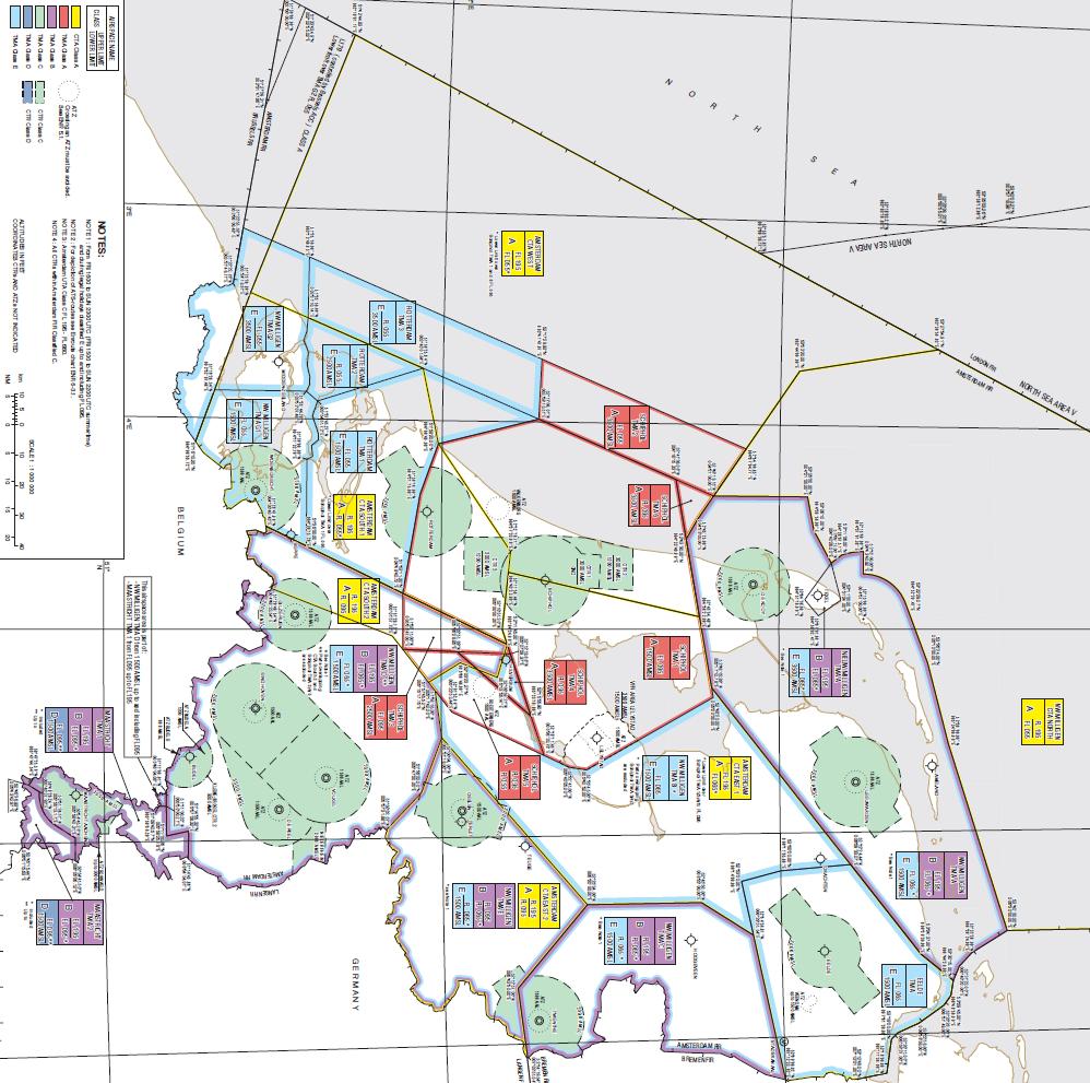 TNO RAPPORT PERSEUS 2018 29 / 51 Leeuwarden Deelen Woensdrecht Gilze-Rijen Volkel Eindhoven De Peel Figuur 26: Het luchtruim boven Nederland met in groen de CTR gebieden om de militaire en civiele