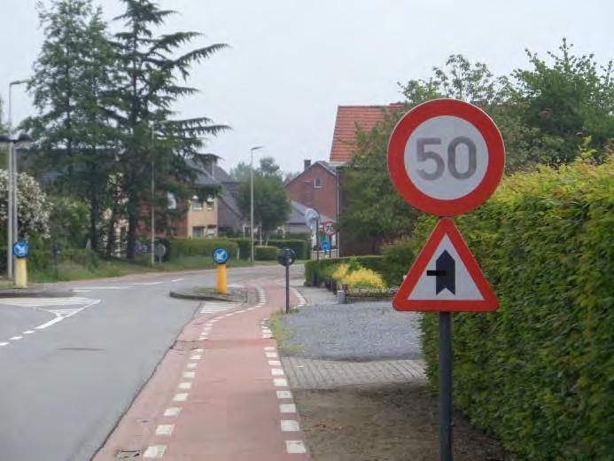 1. Snelheidsbeperking Op het traject Kauwplas tot aan het kruispunt Zelkstraat/Liebroekstraat geldt een snelheidsbeperking van 50 km/u.