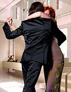 ook maar weinig jongeren, nu wel meer en dan dertien- en veertienjarigen. Het zijn vaak vooral jongeren die de tango als beroep willen gaan uitoefenen. Wat is de ziel van de tango?