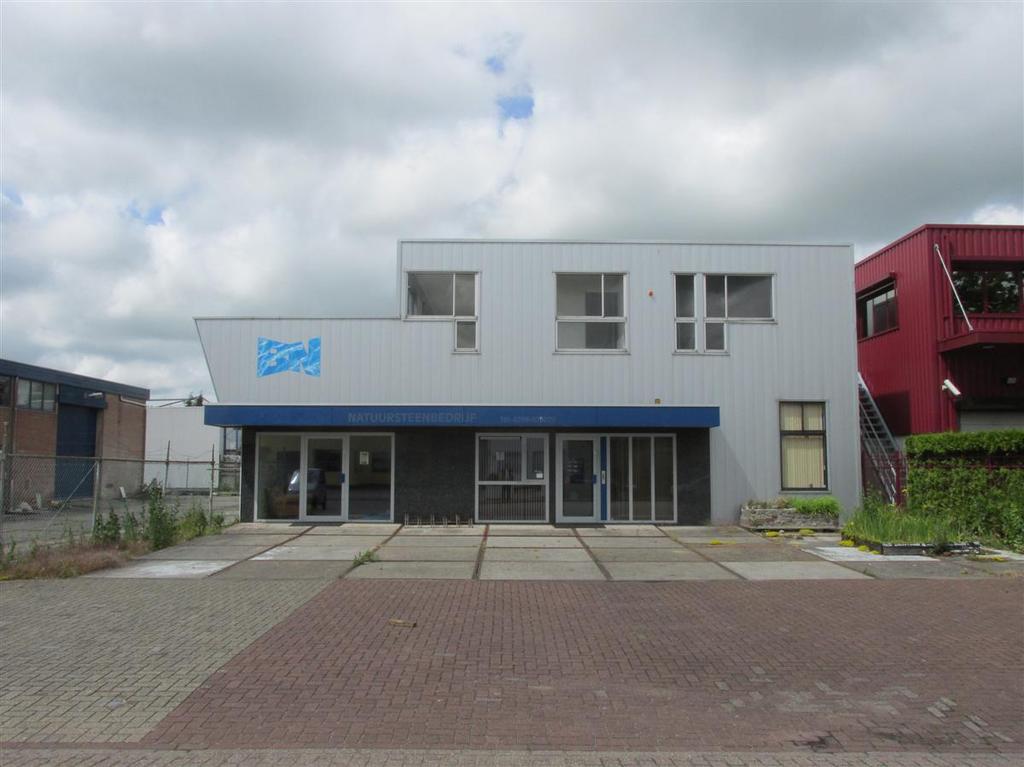 TE KOOP NIJVERHEIDSWEG 23 PURMEREND VRIJSTAAND BEDRIJFSPAND 741 M² EIGEN GROND BEGANE GROND CA.