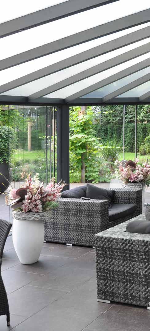Legend Edition om de hoek Welke ruimte uw tuin ook biedt, welke vorm uw woning ook heeft, Gardendreams heeft voor iedere situatie een passende veranda.