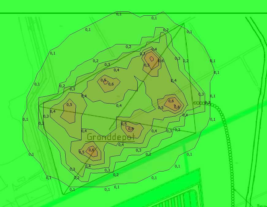 Kenmerk R001-1210105KMS-pws-V01-NL In figuur 4.2 worden de PM10 contouren weergegeven van de bronbijdrage ten gevolge emissies van de grondopslag op het terrein en de bronbijdrage van de shovel.