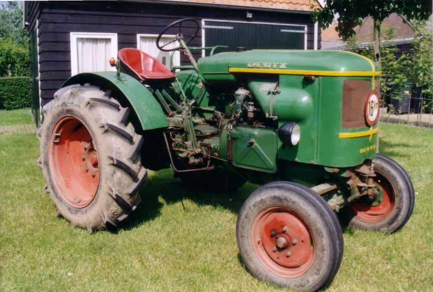 Het Deutz F2L-514 /53 H (Hochrad) type F2L-514 /53 is verkrijgbaar met een 5+1 bak of als optie met een 6+1 bak. Deze laatste zijn nu nog zeer zeldzaam omdat er hier maar weinig van zijn geleverd.