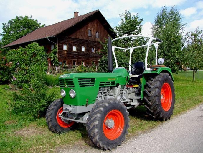 Deutz D-5506 Deutz D-7506 Op verzoek kan de vierde versnelling worden vergrendeld op 20 km.