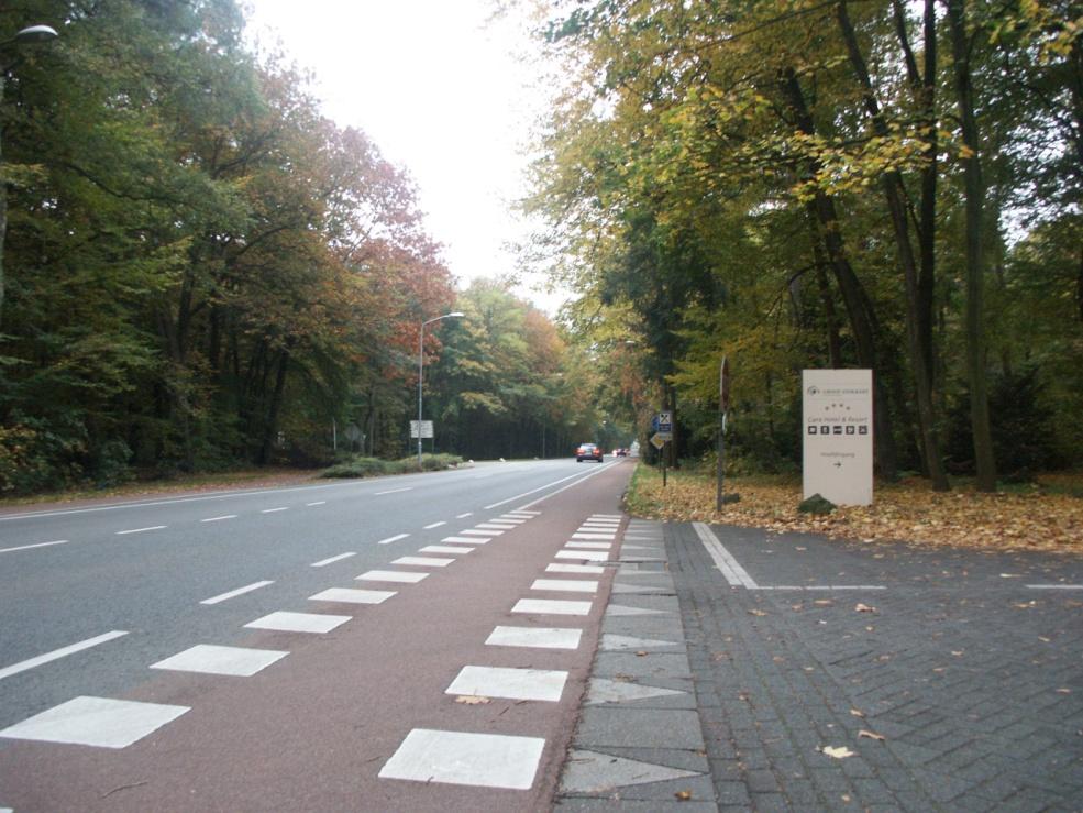 h. Toegankelijkheid Heerderstrand is verre van optimaal; cliënten hebben begeleiding nodig of blijven weg. i. Geldautomaat in Wapenveld is vaak leeg, waardoor er in Heerde geld gehaald moet worden; dan moet weer familie ingeschakeld worden.