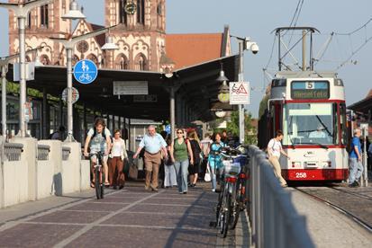 Definitie Een duurzaam (stedelijk) mobiliteitsplan (SUMP) Is een strategisch plan dat tegemoet komt aan de mobiliteitsnoden in steden en