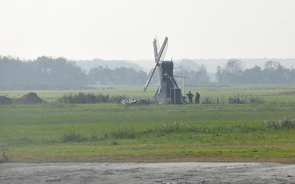 De mensen van Natuurmonumenten staan